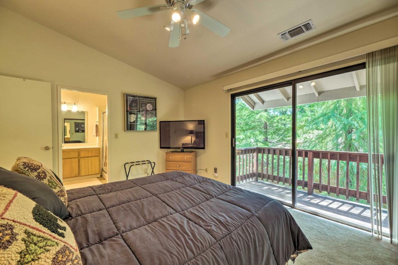Pine Mountain Lake Haven With Spacious Deck! Groveland Eksteriør bilde